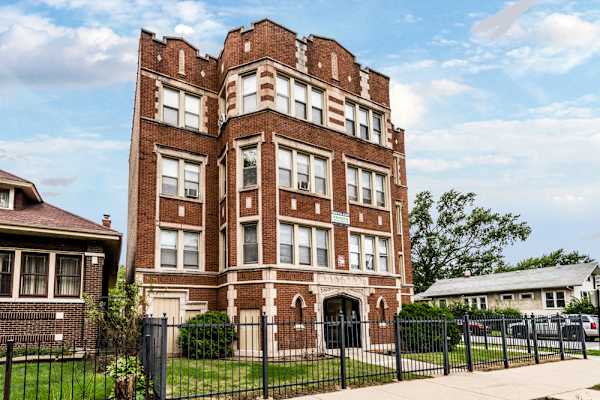 9000 S Bishop St property